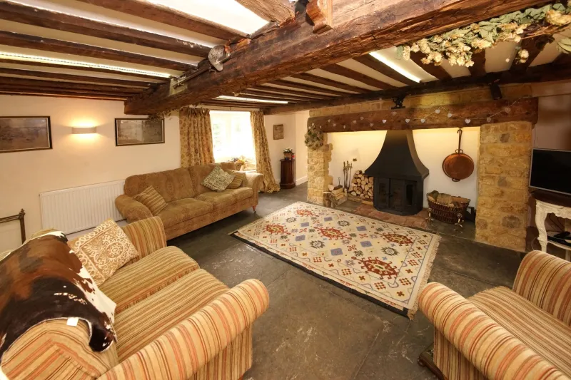 Between These Walls: The Living Museum That Is Your Historic Inn Bedroom