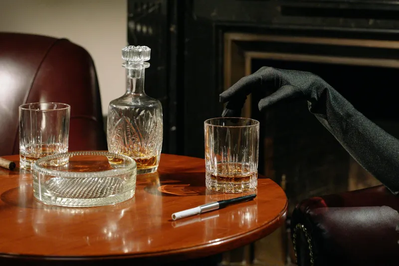 Last Call for Comfort: Why Withland's Innkeepers Are Masters of the Midnight Moment