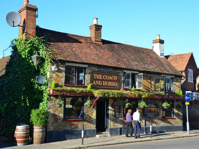 Swapping the Commute for the Cellar: Why British Couples Are Choosing Innkeeping Over Everything Else